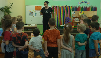 Дарите людям доброту Дарите людям доброту.