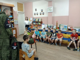 Гость группы "Военный полицейский" Гость группы "Военный полицейский".